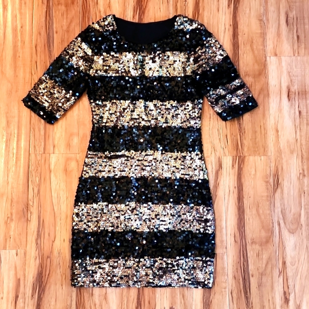 Black and gold sequin mimi dress